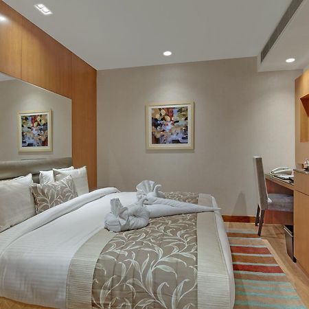 Beacon Hotel Nirman Vihar Yeni Delhi Dış mekan fotoğraf